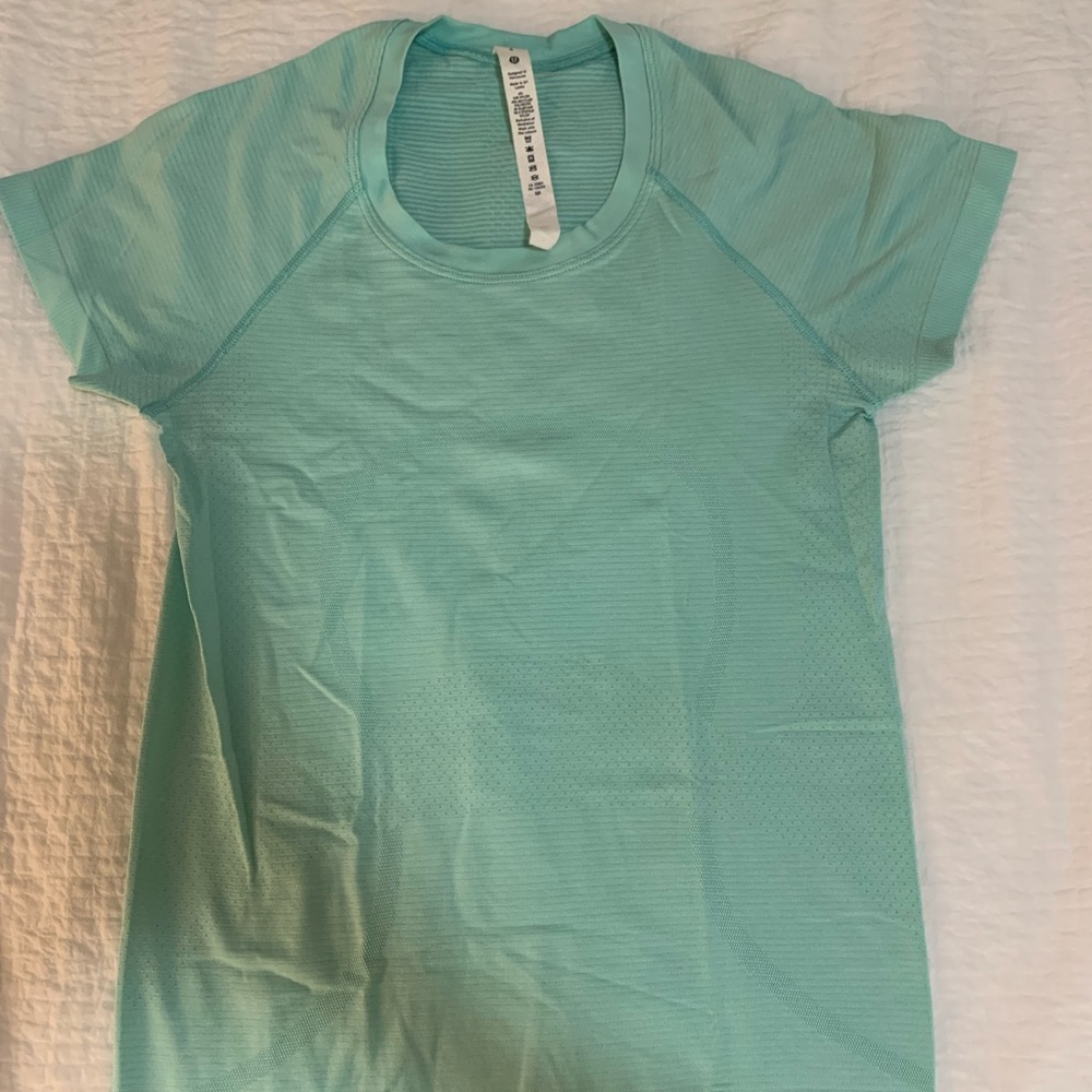 Lululemon Swiftly Tech Top Size 4